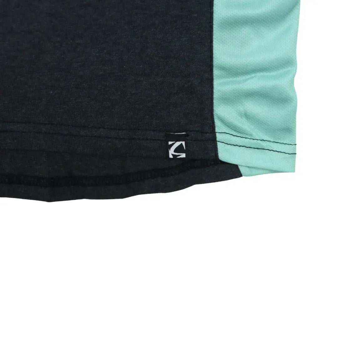 8 Count Performance Tank