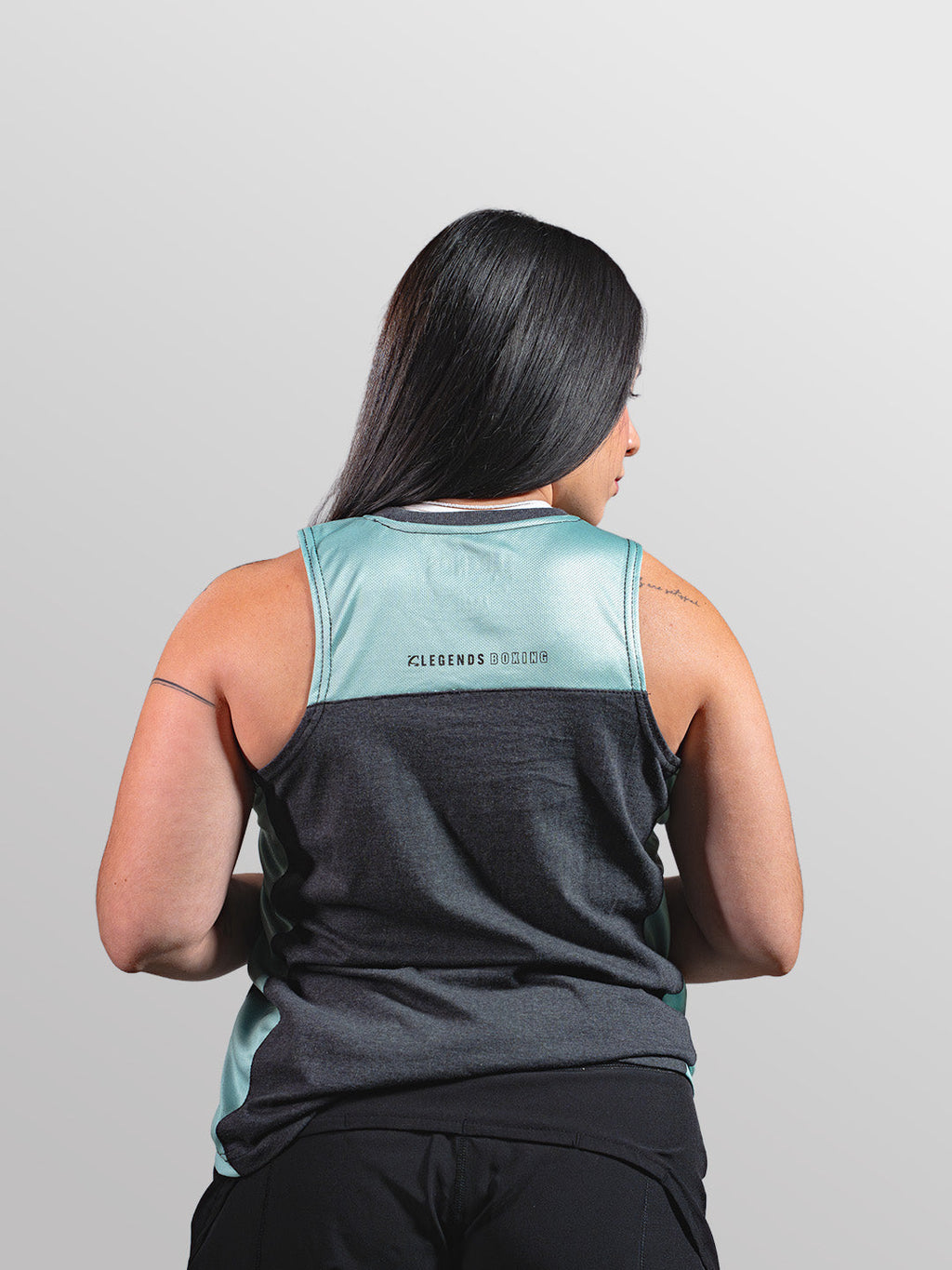 8 Count Performance Tank