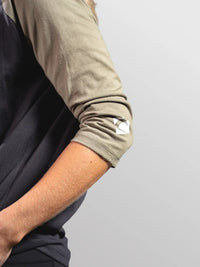 Men's Hands Up Baseball Tee 