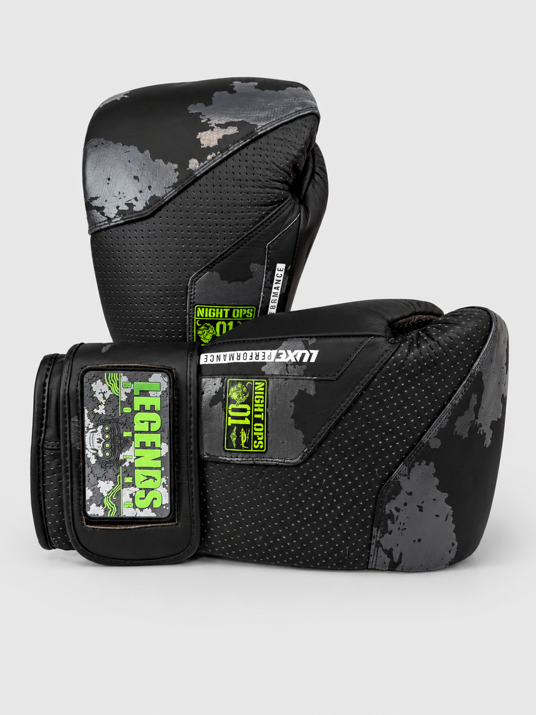 Luxe LTE Series – Smil'n Sam Alvey Patriot Hangar Collection Boxing Gloves