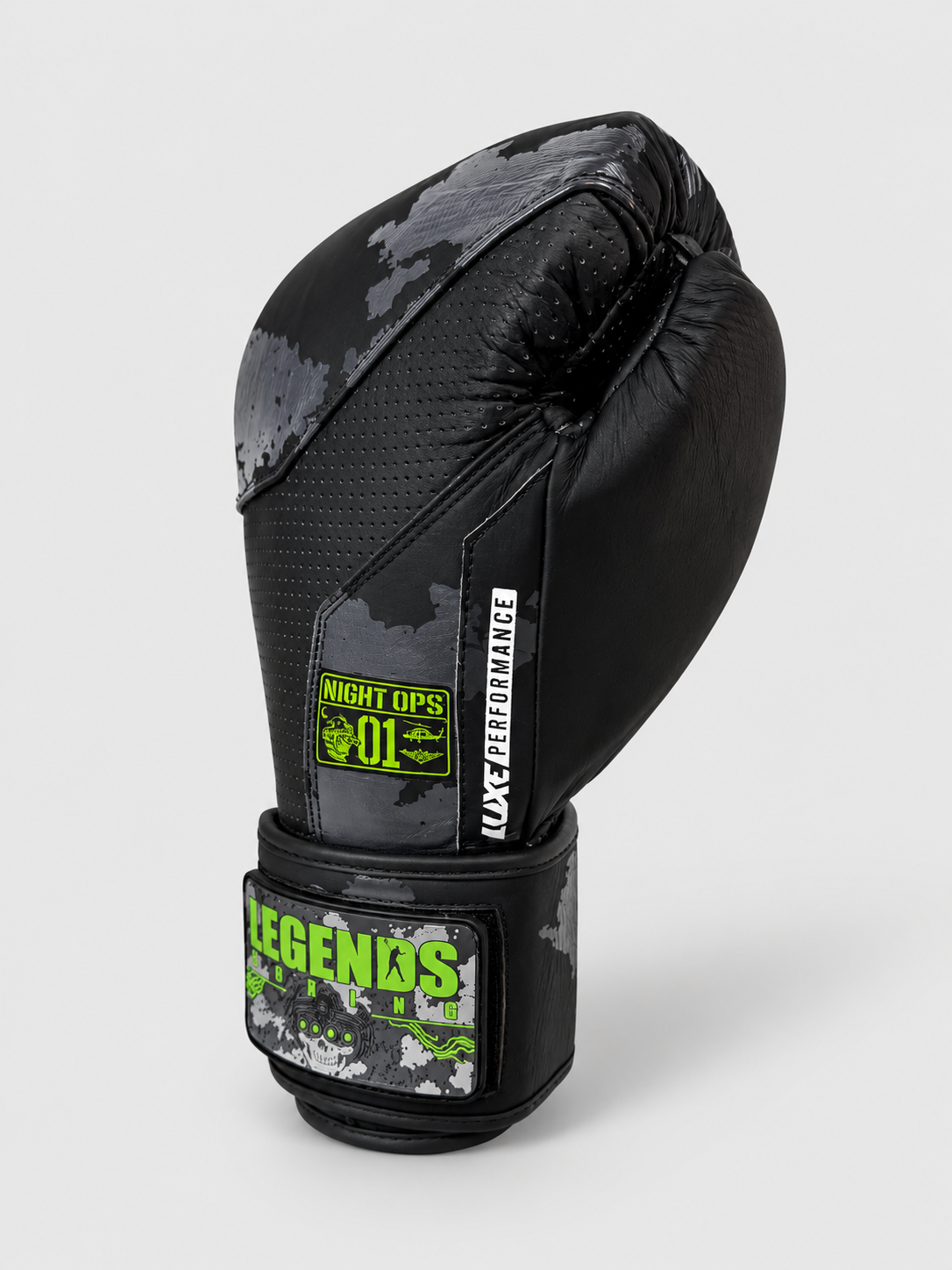 Luxe LTE Series – Smil'n Sam Alvey Patriot Hangar Collection Boxing Gloves